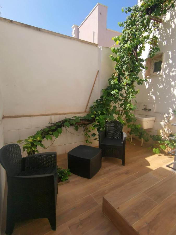 La Pergola Del Centro Lejlighed Brindisi Eksteriør billede