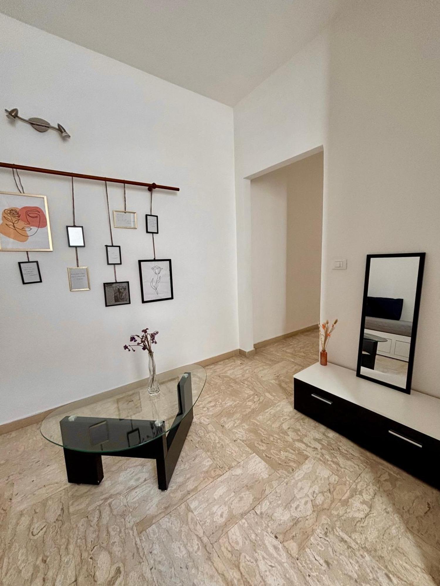 La Pergola Del Centro Lejlighed Brindisi Eksteriør billede